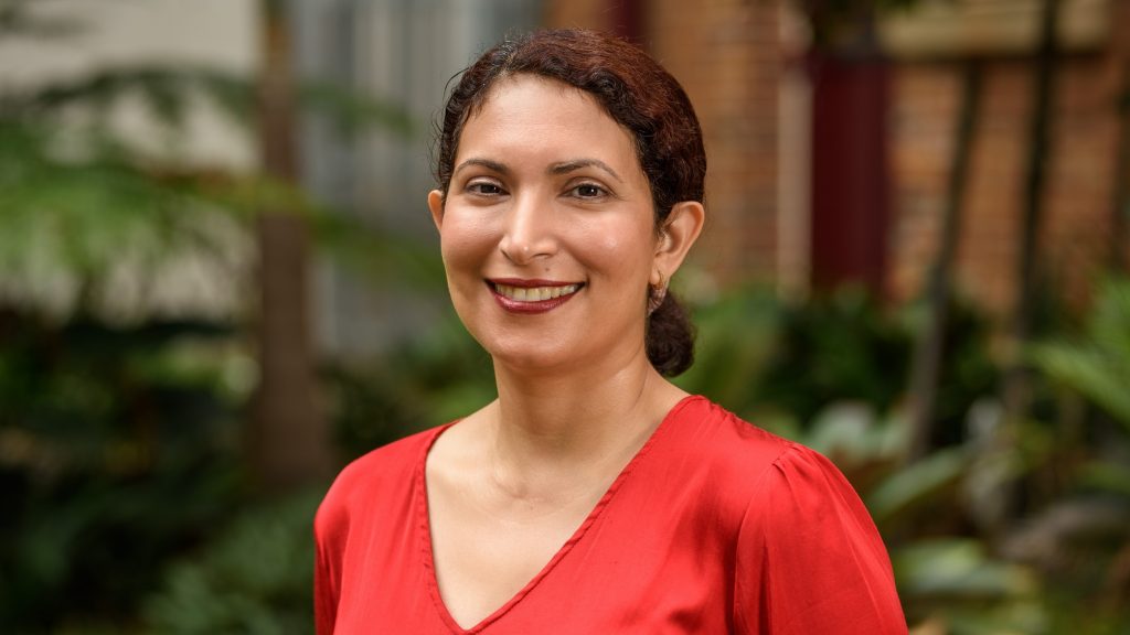 Dr Lalehvash Moghaddam